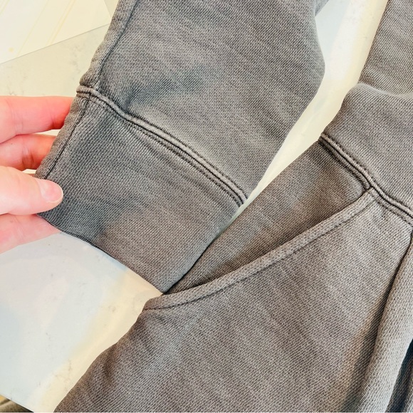 Gap hand dyed gray sweatshirt dress with side zip and pockets - Picture 3 of 6